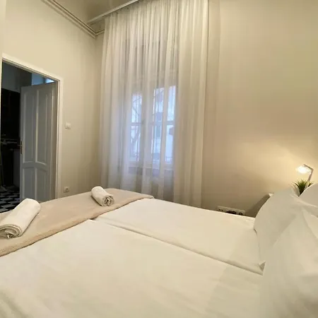 Park Hideaway Bestern Apartament