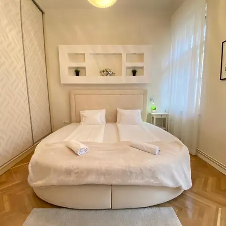 Park Hideaway Bestern Apartment *